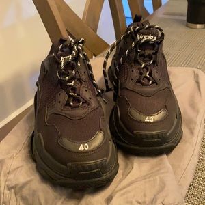 Balenciaga Triple S Womens Size 40